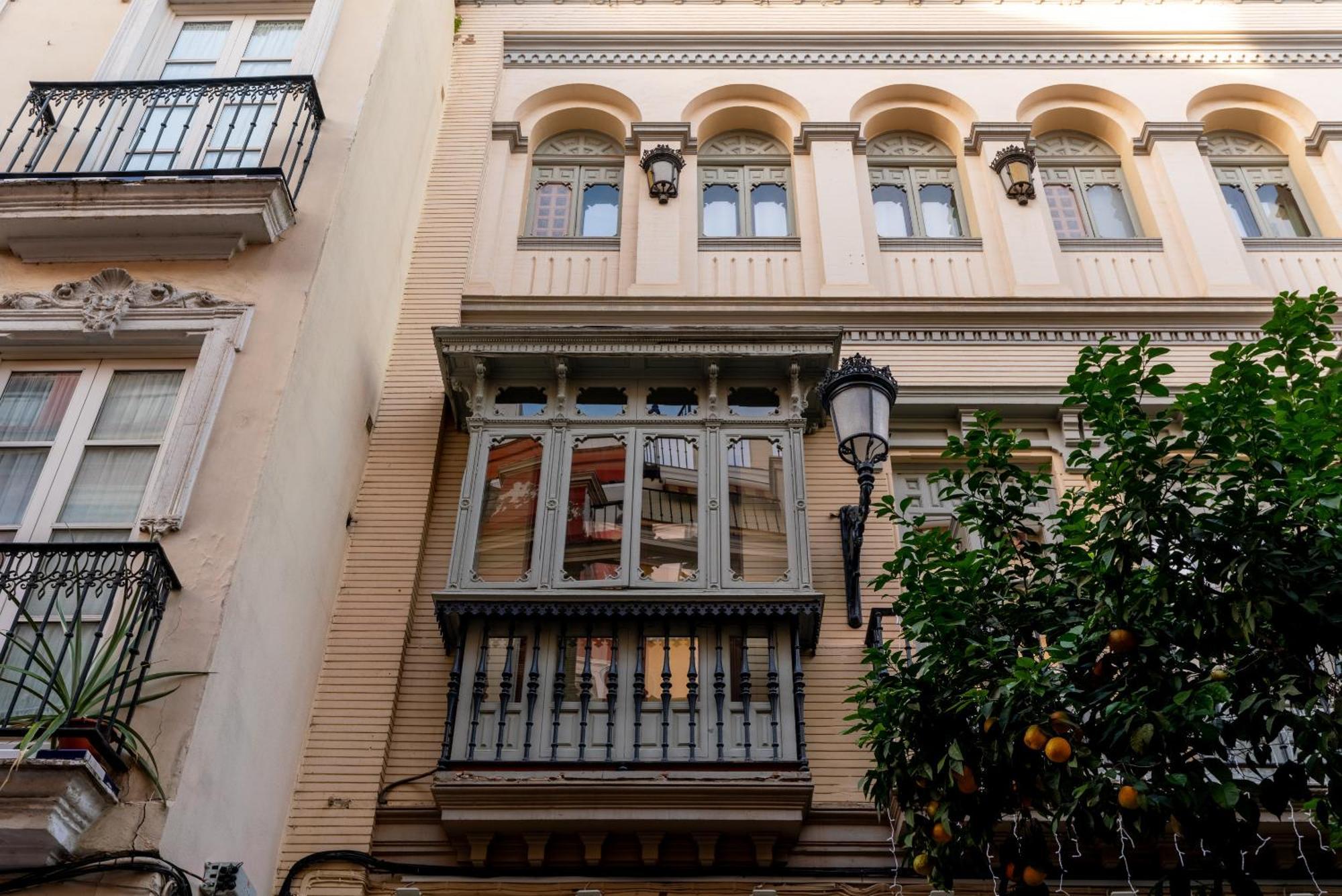 Arco De La Seda - Boutique * Sevilla